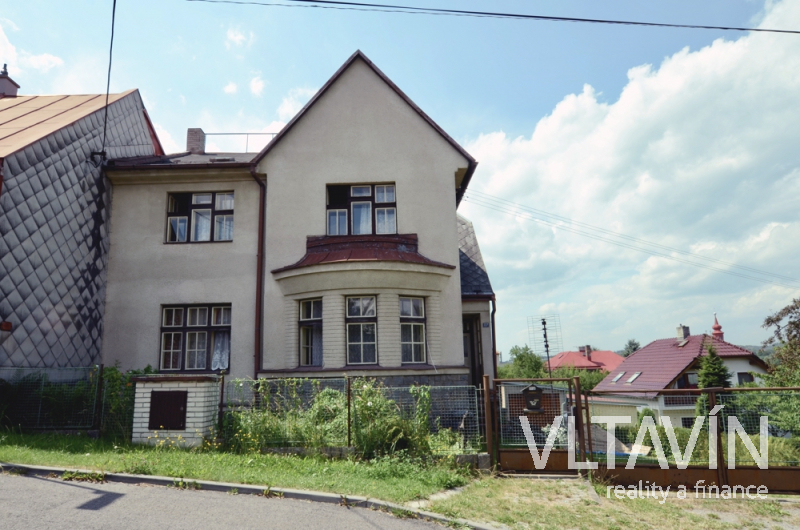 Prodej rodinného domu, užitná plocha 260m2, pozemek 1001 m2, ul. Italská, Hlinsko